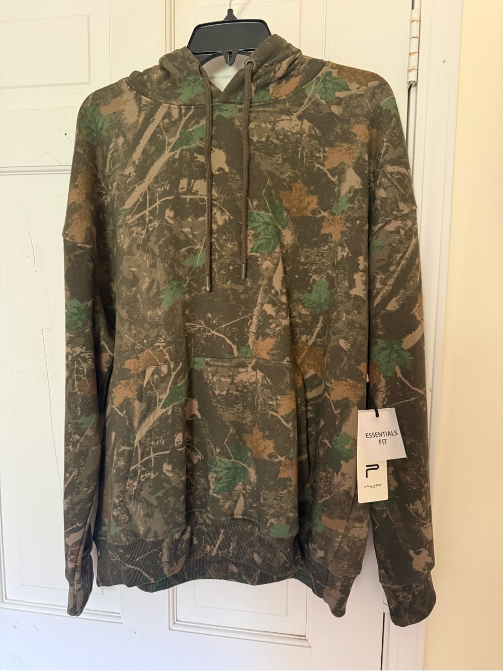 Camouflage Pullover Hoodie in Olive Green